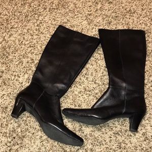 Boston design studio heeled boots